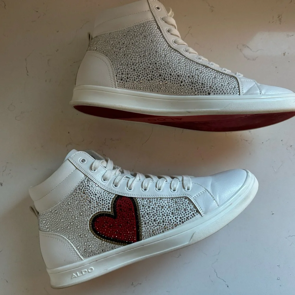 Aldo Men’s NWOT High top sneaker.‎ Sz 11